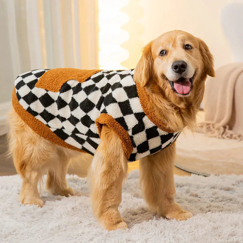 Large Dog Fleece Hoodie – Warm & Comfortable for Golden Retrievers & Labradors